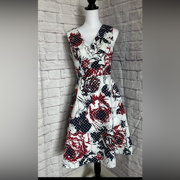 Carolina herrera floral women’s dress - Picture 3 of 12